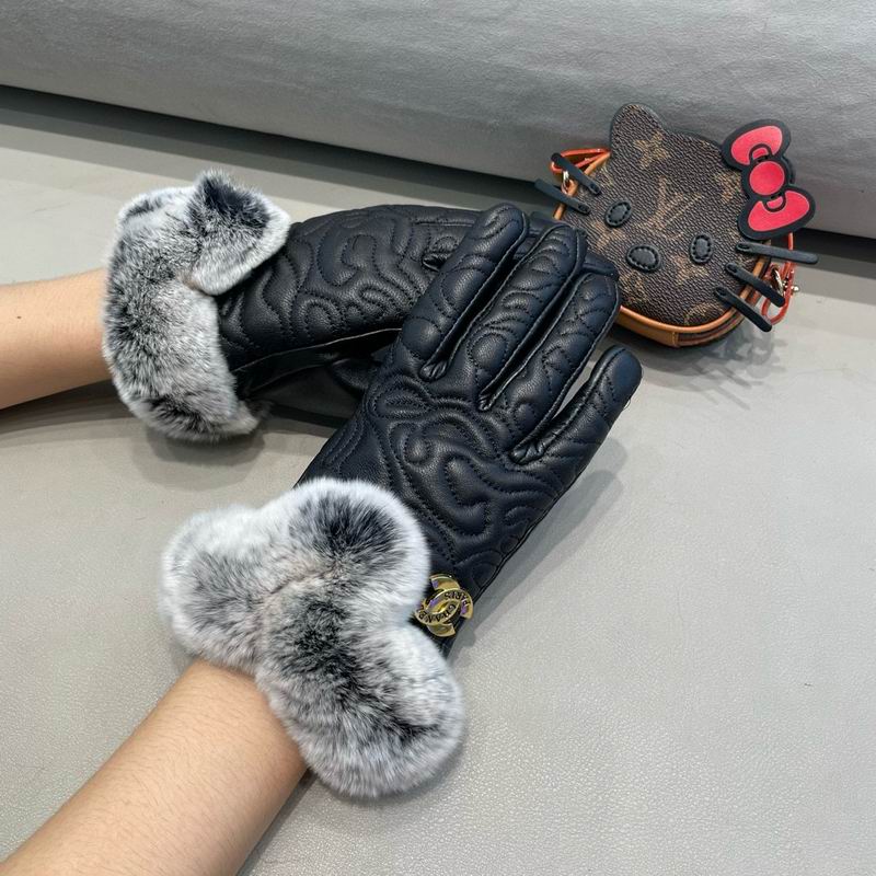 Chanel Gloves M L 010255